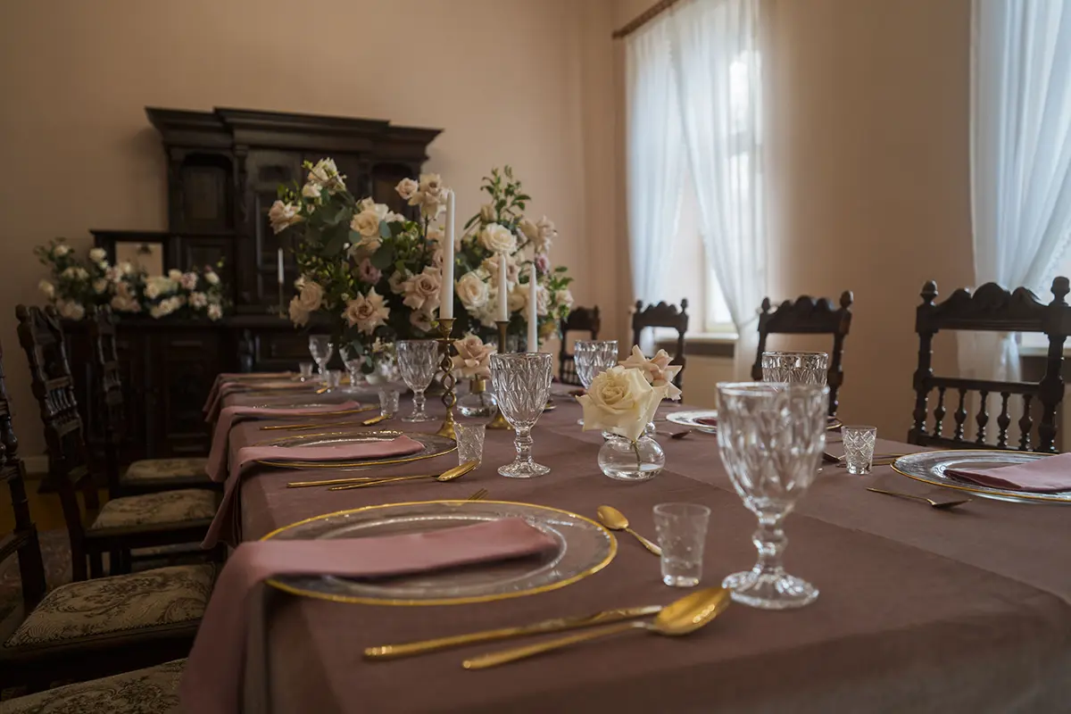 Sala Pałacowa | Dwór w Rylsku Dużym